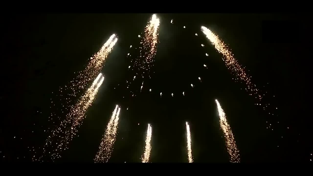 夜间活动中的冷焰火效果参考